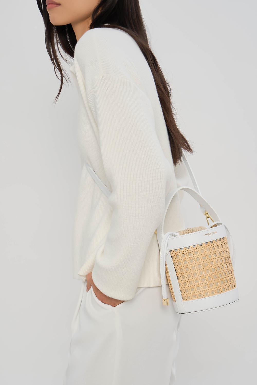 petit sac seau - cannage rotin 